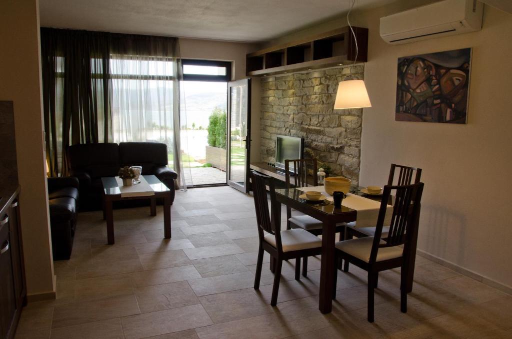 Rocca Resort Glavatartsi Eksteriør billede