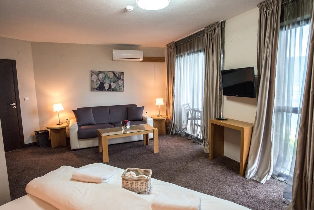 Rocca Resort Glavatartsi Eksteriør billede